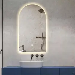 Spegel Kajsa Koniseur Halvrund