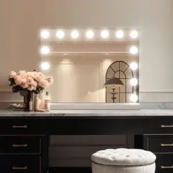 Koniseur Make up spegel med led och touch