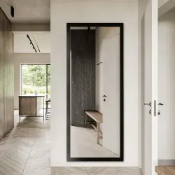 Koniseur spegel med svart ram