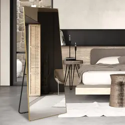 Koniseur spegel med guld aluminumram